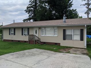 1525 Piney Green Rd, Jacksonville, NC 28546