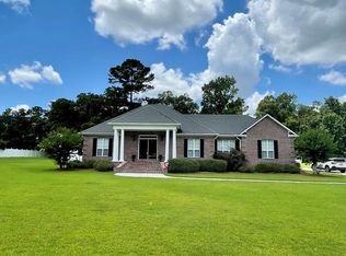 134 Foxworth Trl, Nashville, GA 31639