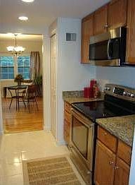 5th image of 4523 Windsor Arms Ct