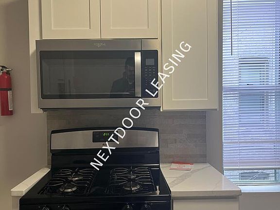 3rd image of 5712 Hudson Ave #12M