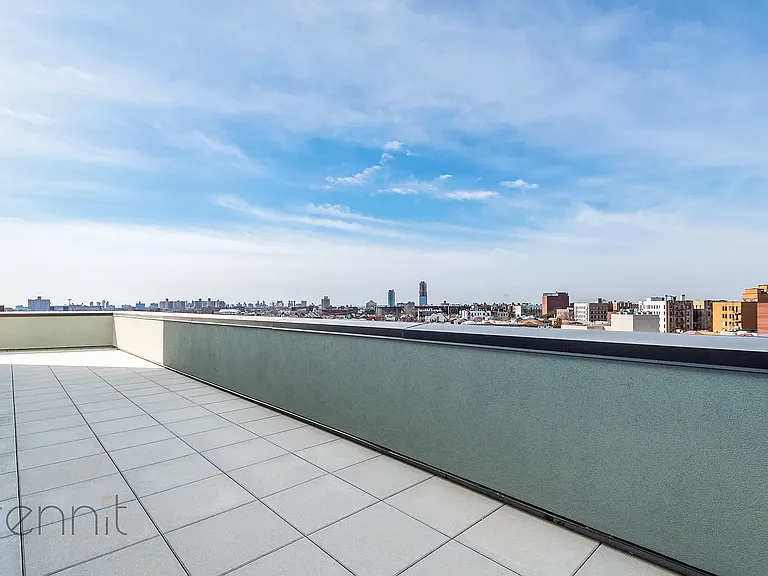 125 Kings Hwy #3E — Photo 16