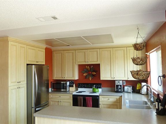 5th image of 475 Cannon Green Dr APT D