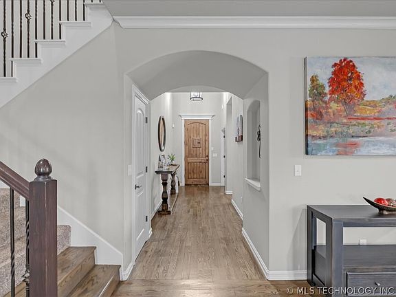 5th image of 14484 S Lakewood Ave