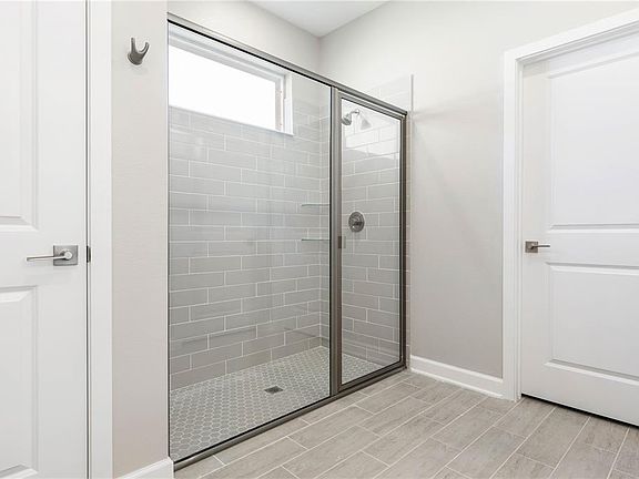 3rd image of 789 W Hallam Dr #789