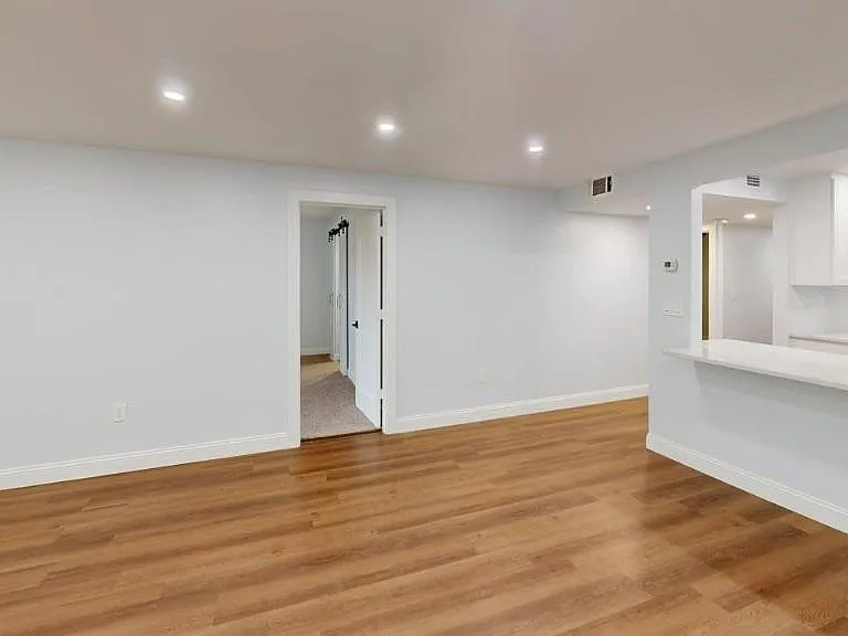 1555 S Federal Hwy #206 — Photo 8