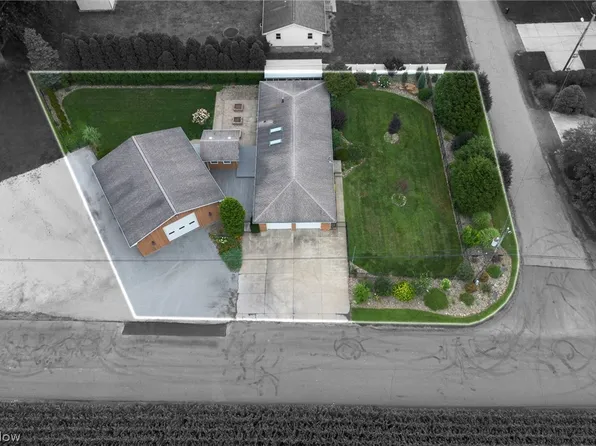 22634 Mayfair Ave, Minerva, OH 44657