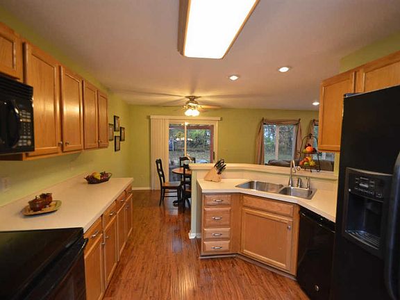 5th image of 4419 Todd Rose Ct