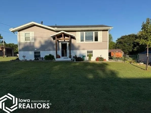 1006 N 14th St, Centerville, IA 52544