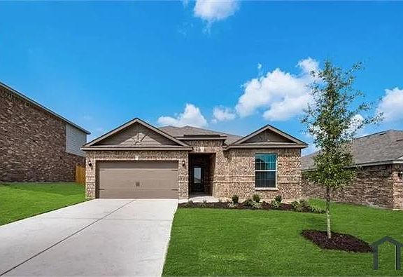 3rd image of 219 Golden Sands Ln