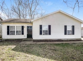 6304 Price Lane Rd, Louisville, KY 40229
