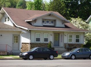 604 W Main St #1R, Lock Haven, PA 17745