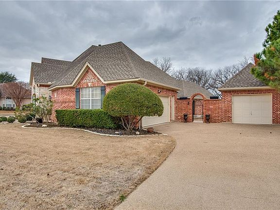2nd image of 312 Skyline Dr