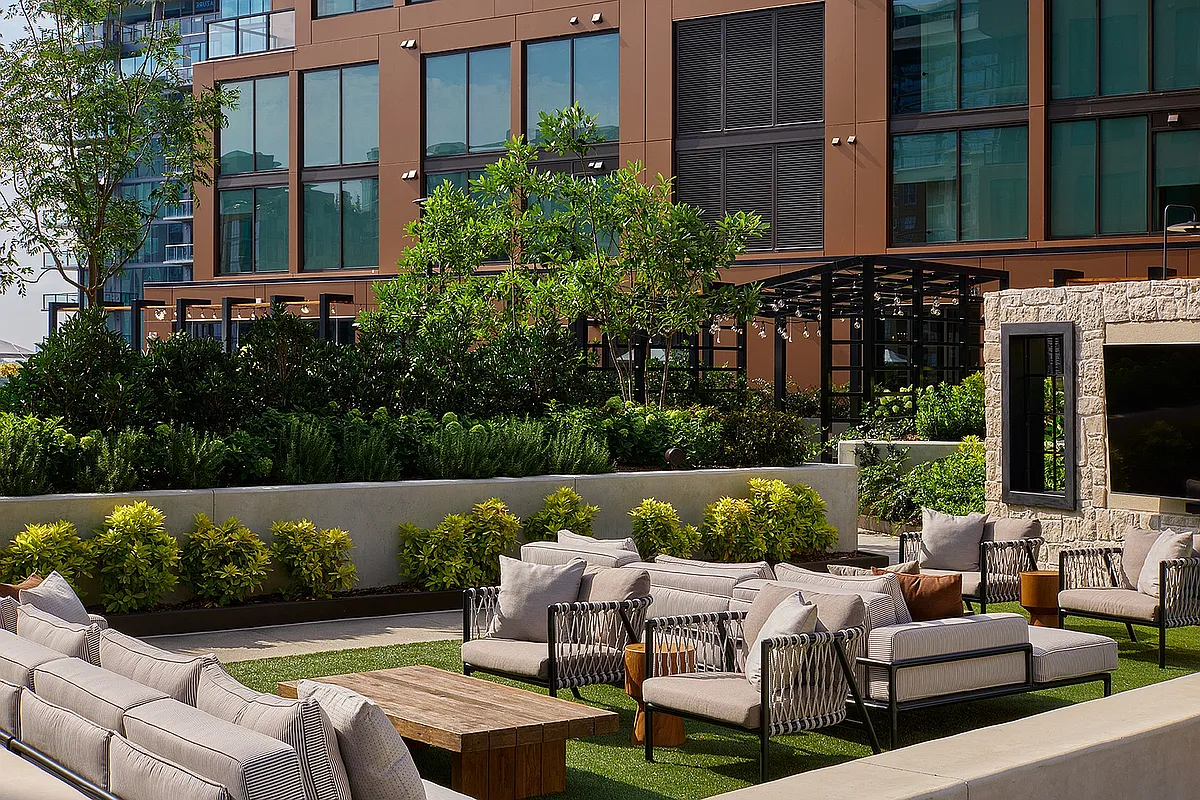 Building Photo - The Juniper