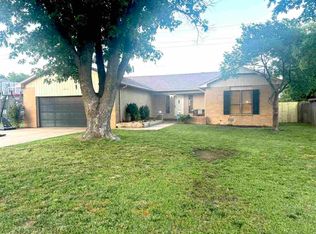 2313 Eagle Rd, Ponca City, OK 74601