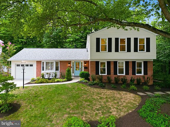 2nd image of 4908 Woodland Way
