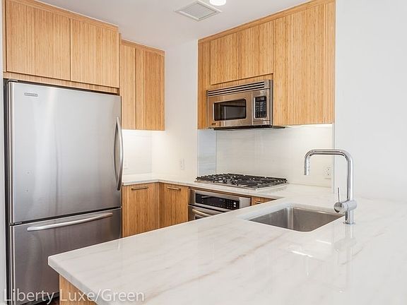 4th image of 200 N End Ave APT 10D