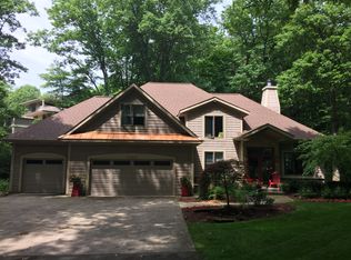 17237 College Dr, West Olive, MI 49460