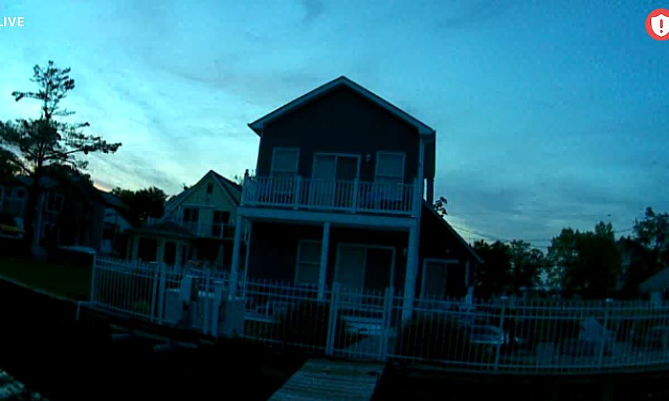 1st image of 1001 Forest Dr