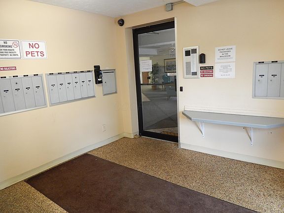 3rd image of 5970 Sharon Woods Blvd APT 203