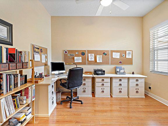 5th image of 10815 Lake Wynds Ct