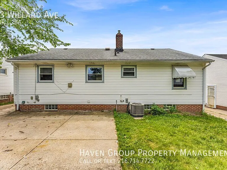 23 Willard Ave — Photo 24