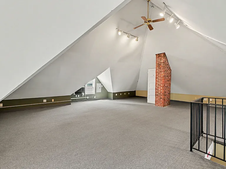 Spacious 3rd Level