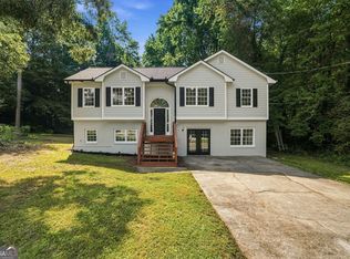 60 Shady Ct, Carrollton, GA 30116