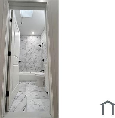 3rd image of 1924 68th Ave Floor 2