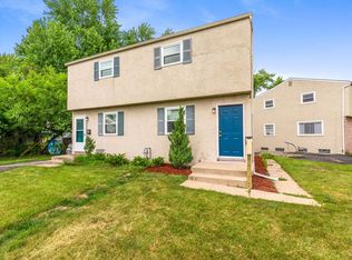 588 Georgian Dr #1, Columbus, OH