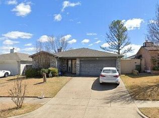 6007 James River Dr, Arlington, TX 76018