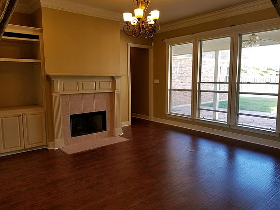 2nd image of 38312 Graystone Ave