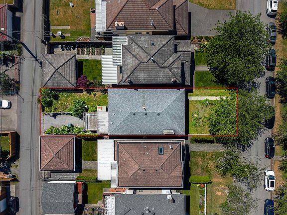 4th image of 3918 Union St