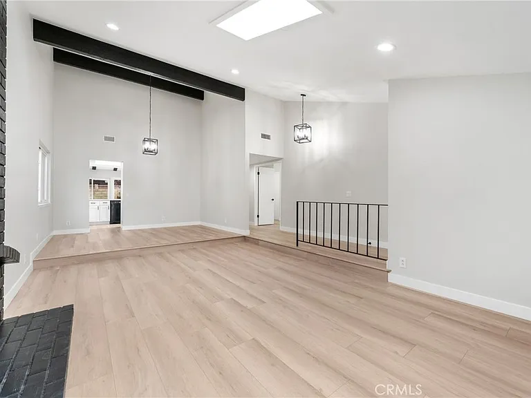 9374 Fleetwood St — Photo 5