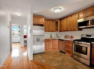 593 17th St #3B, Brooklyn, NY 11218