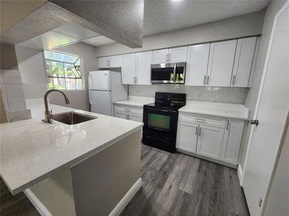 200 Afton Sq Unit 108, Altamonte Springs, FL 32714