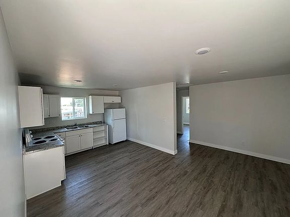 2nd image of 218 Doolittle Dr #1