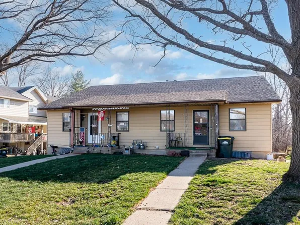 701-703 1st Ter, Lansing, KS 66043