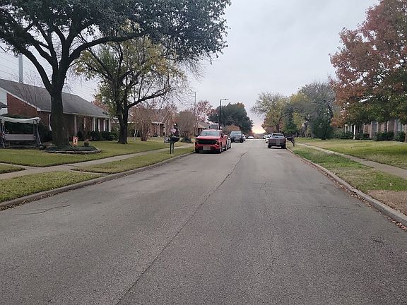 5th image of 7029 Christina Ln