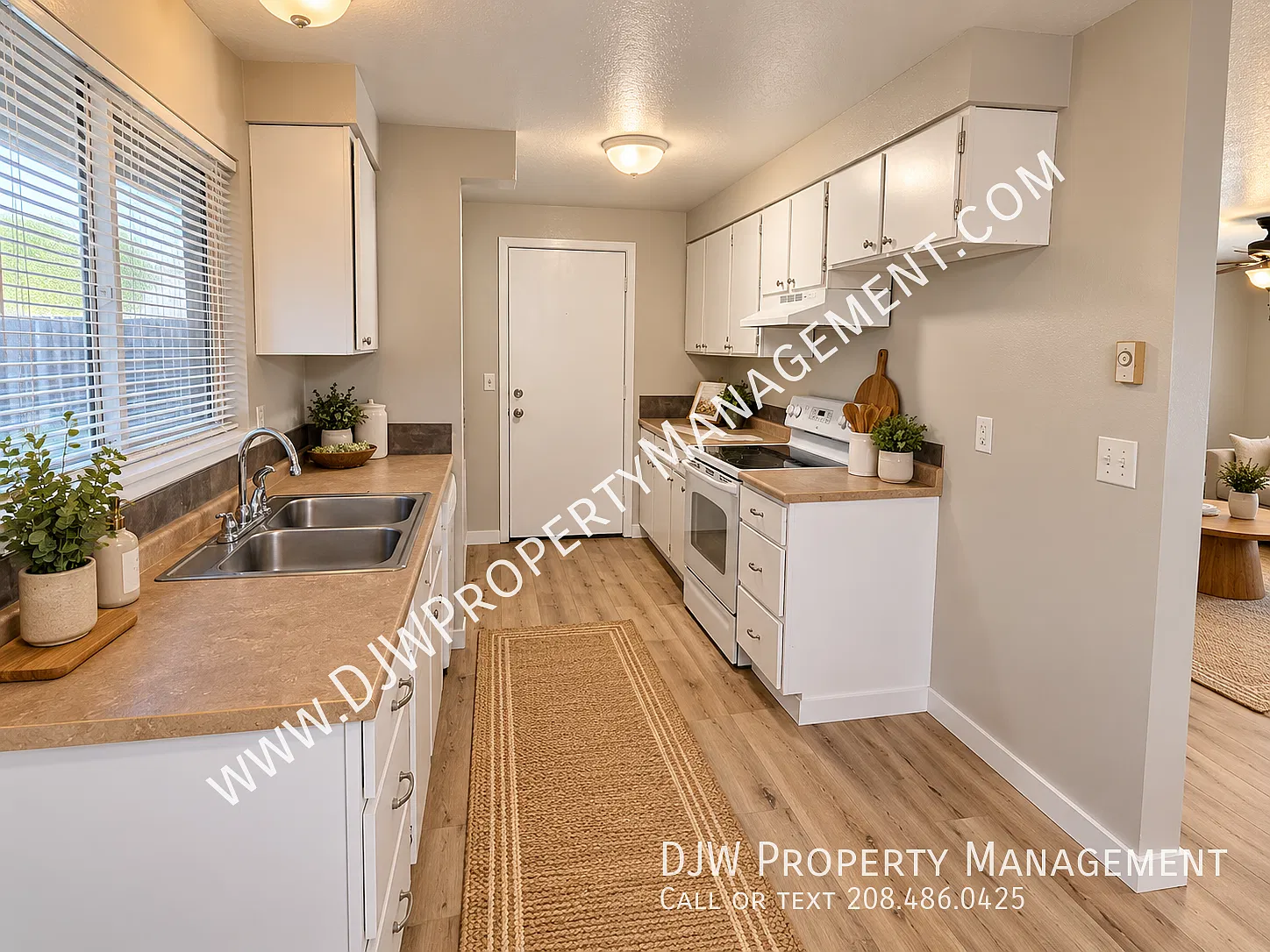 Charming Middleton Home with a Spacious Backyard, Garden Beds & Room to Make It Your Own! — Photo 4