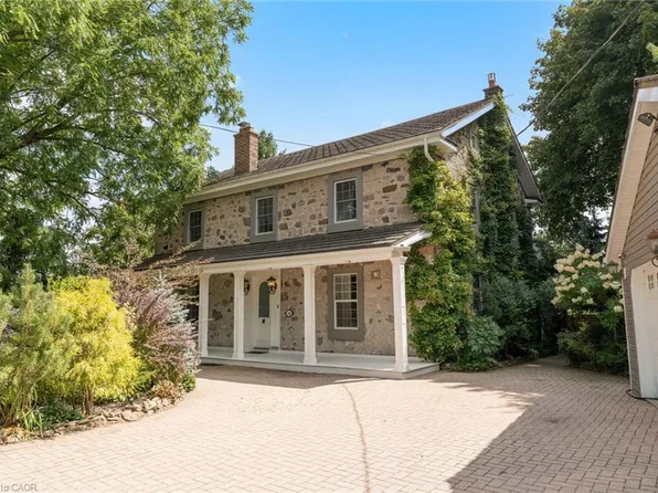 164 Fisher Mills Rd, Cambridge, ON N3C 1E2