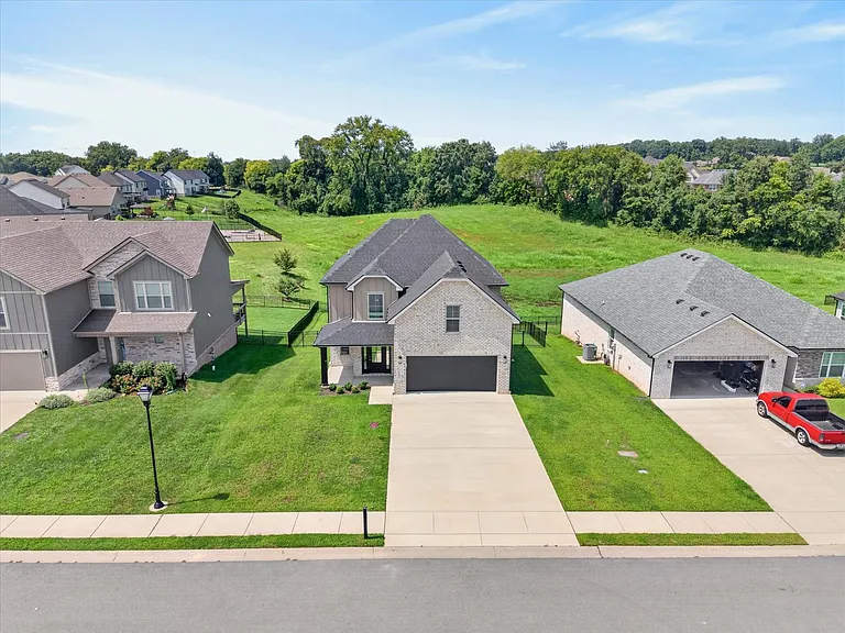 393 Frontier Dr — Photo 38