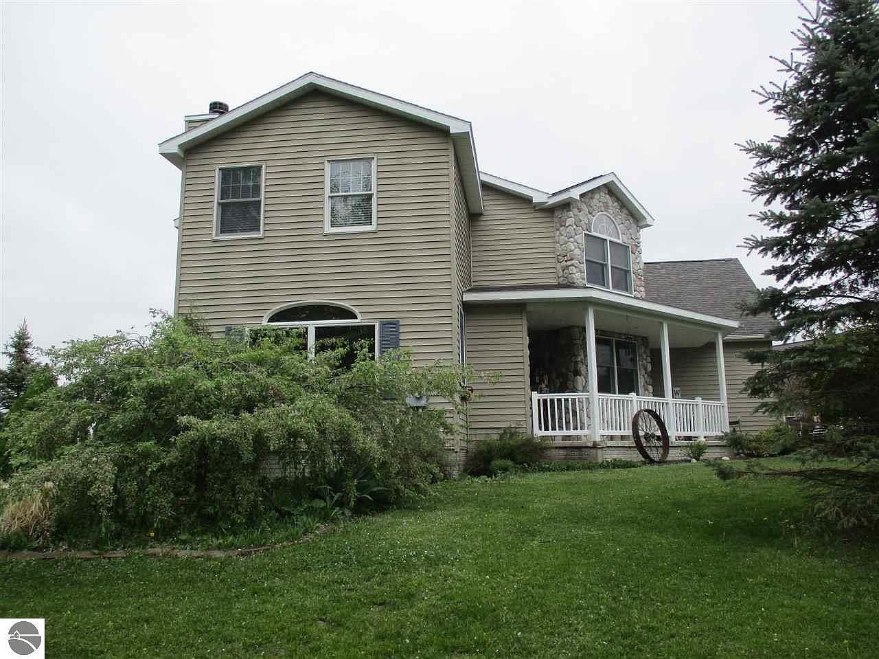 1582 Meadow Rd, Tawas City, MI 48763 Zillow