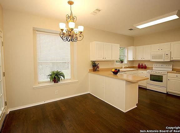 5th image of 21335 Encino Lookout