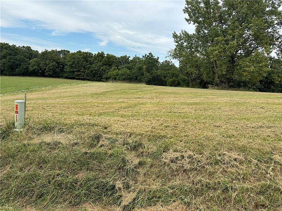 2nd image of LOT 2118 Barracuda Rd