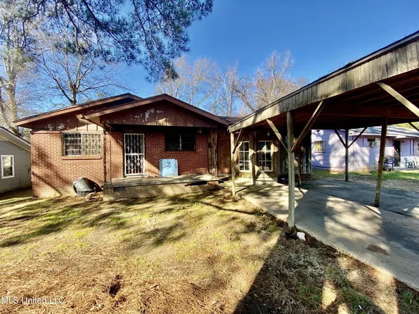 3747 Bishop Ave, Jackson, MS 39213