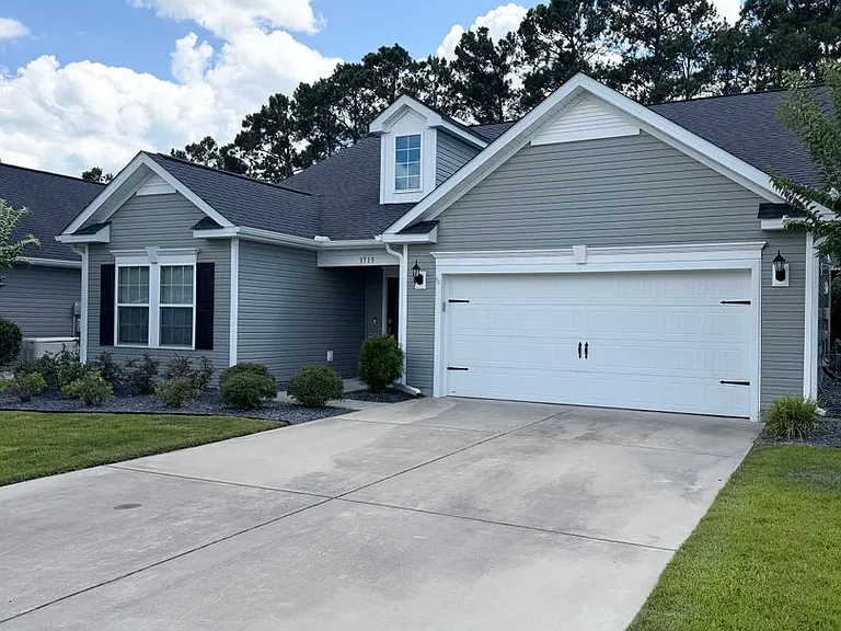 3713 Park Pointe Ave — Photo 2