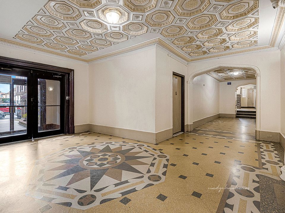 2nd image of 3620 168th St APT 6H