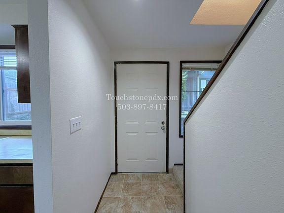 5th image of 18186 Meinig Ave #18142