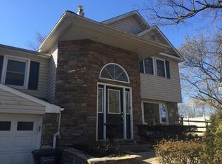 720 Morning Glory Ave, Holland, PA 18966