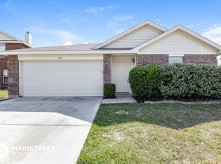 4913 Water Ridge Ln, Fort Worth, TX 76179